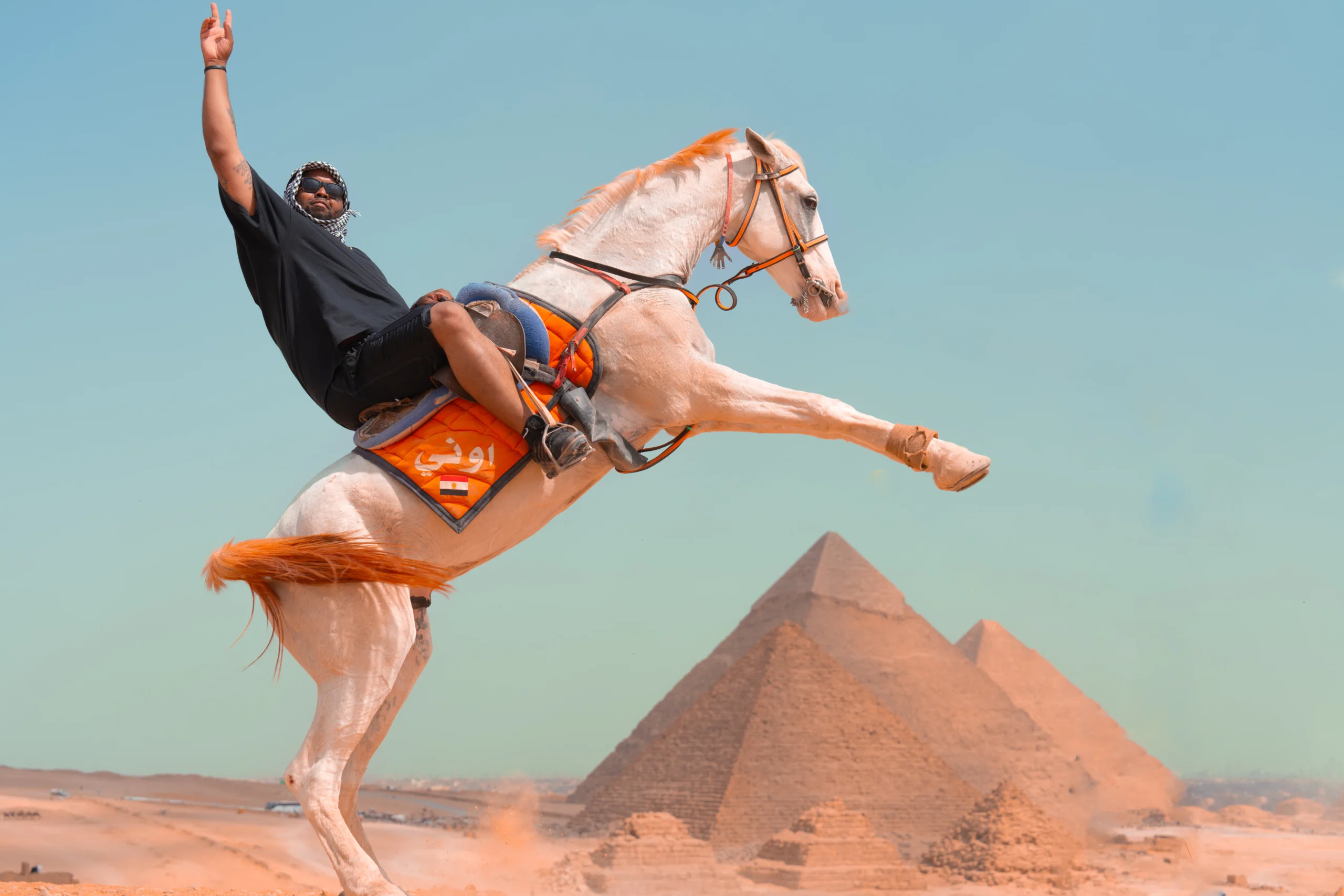 Giza Pyramids Photoshoot & tour with Jumping Horse, Camel, Sphinx