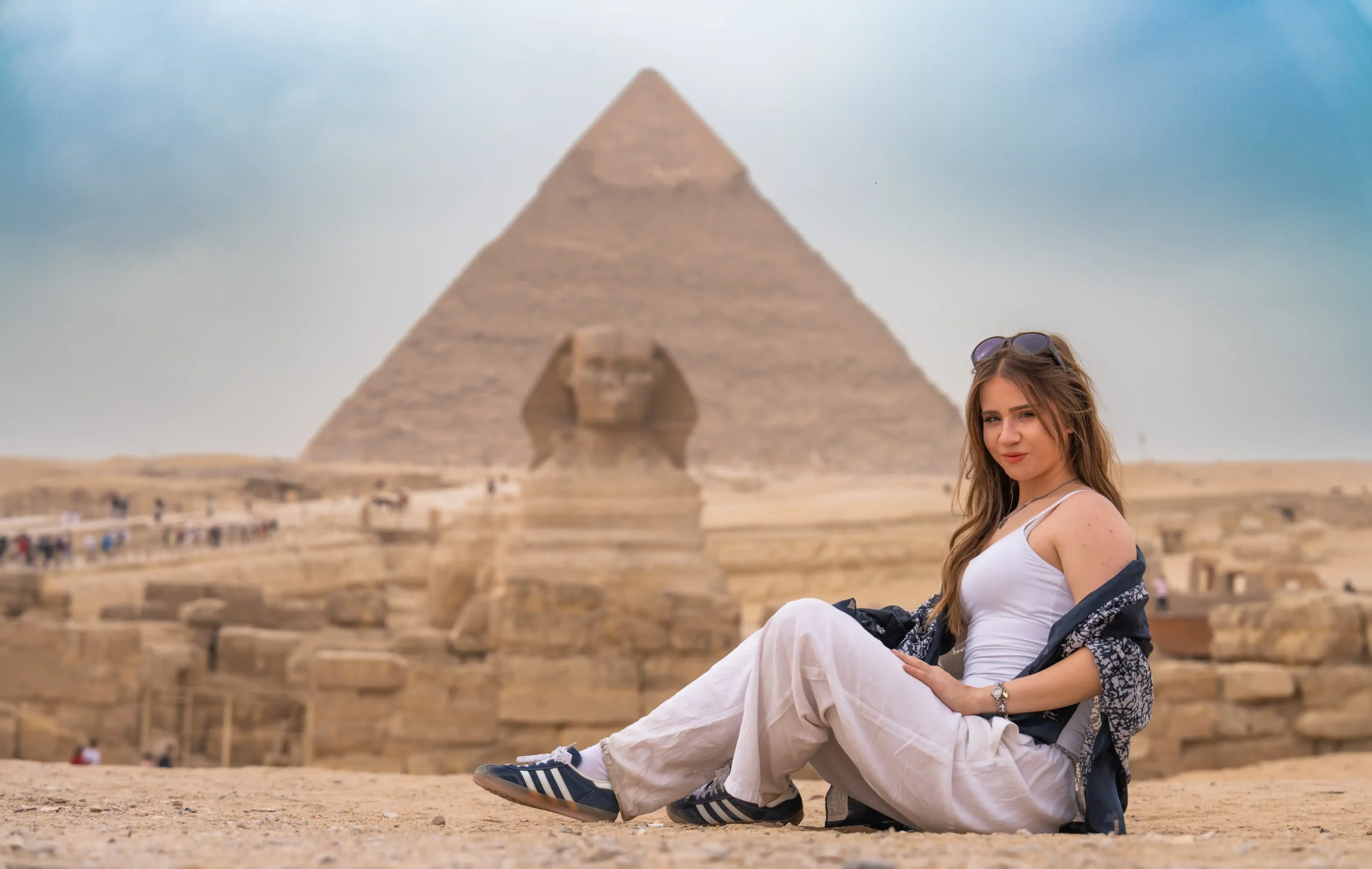 Camera Photoshoot Tour at Pyramids of Giza with Instagram Style